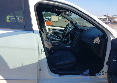 2009 Mercedes-Benz C 300 Luxury 4Matic/Sport 4Matic z USA, uszkodzony, nr VIN WDDGF81XX9F215182